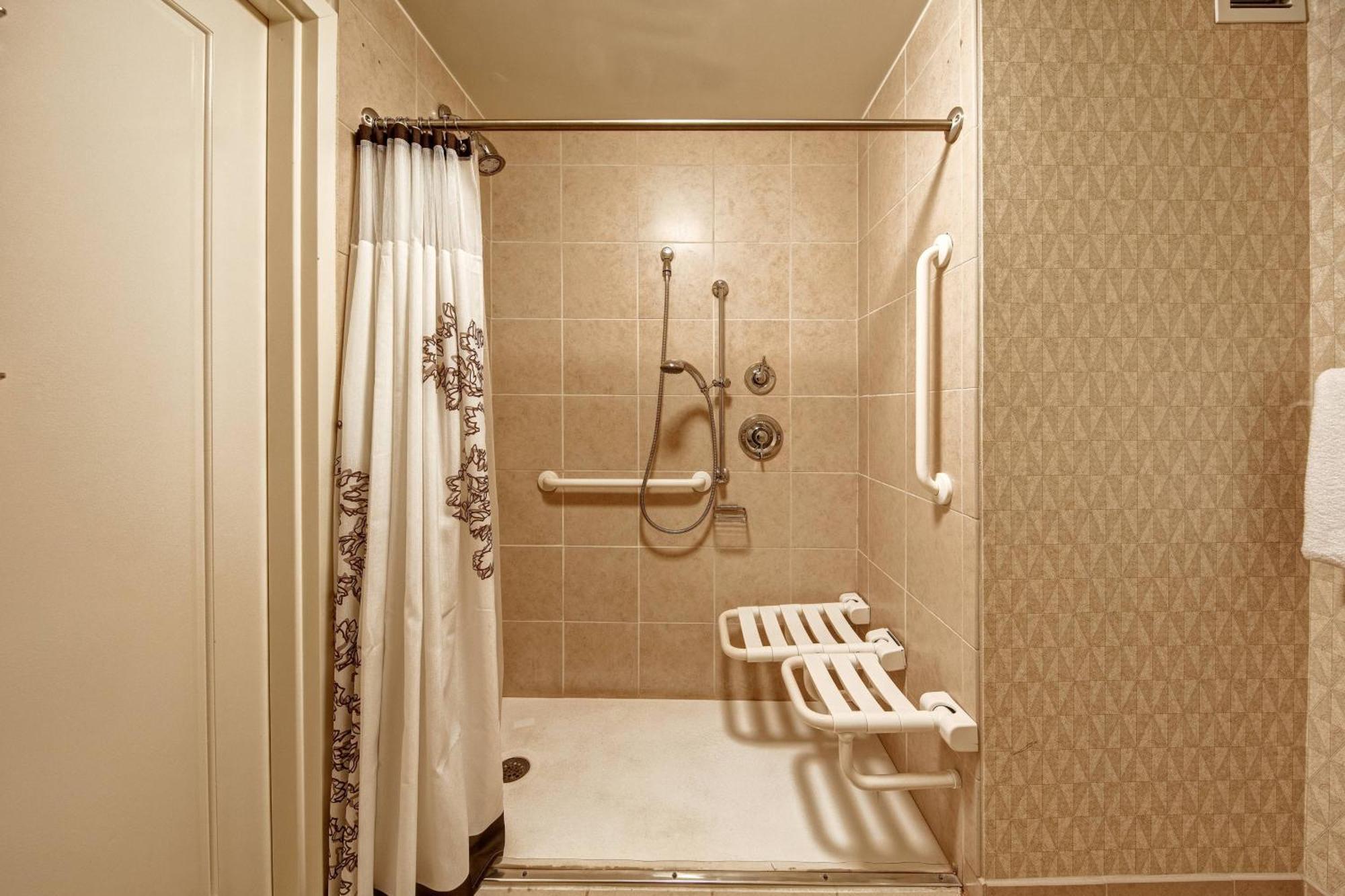 Residence Inn Norfolk Downtown Екстериор снимка