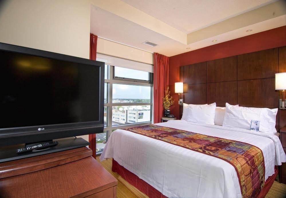 Residence Inn Norfolk Downtown Екстериор снимка